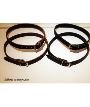 Lanières d'éperons, rivetées courtes