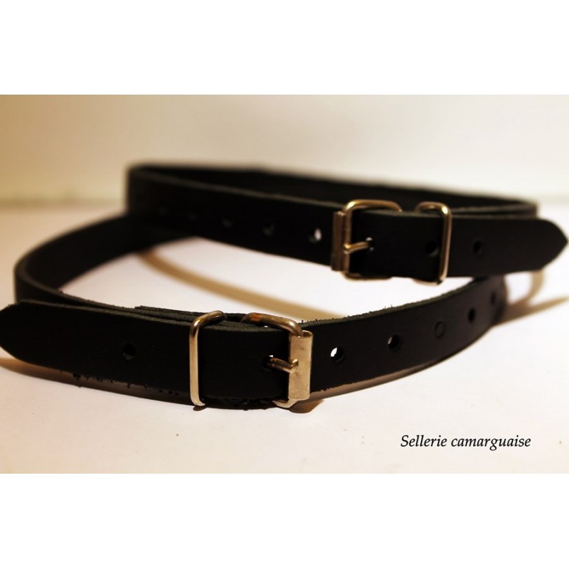 Lanières d'éperons, rivetées courtes