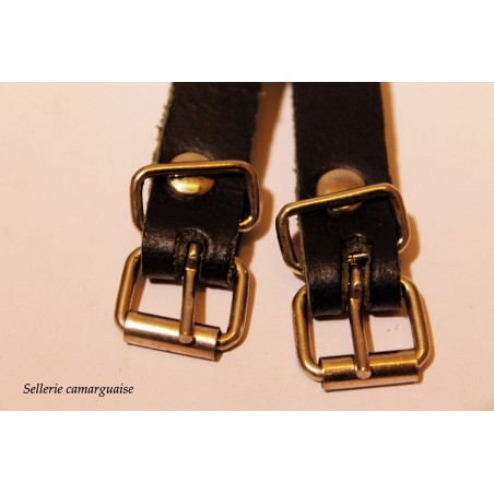 Lanières d'éperons, rivetées longues