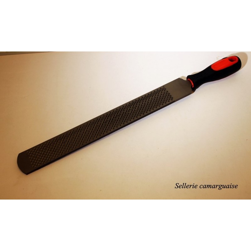 Maréchalerie, Râpe à manche caoutchouc