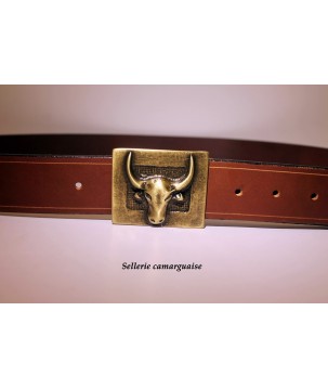Ceinture cuir, tête de taureau