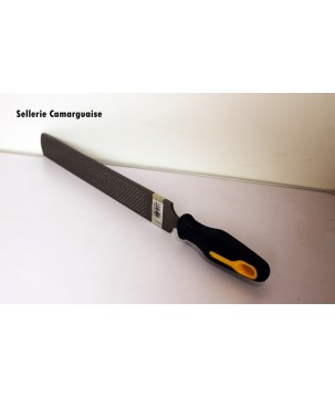 Maréchalerie, Râpe à sabot