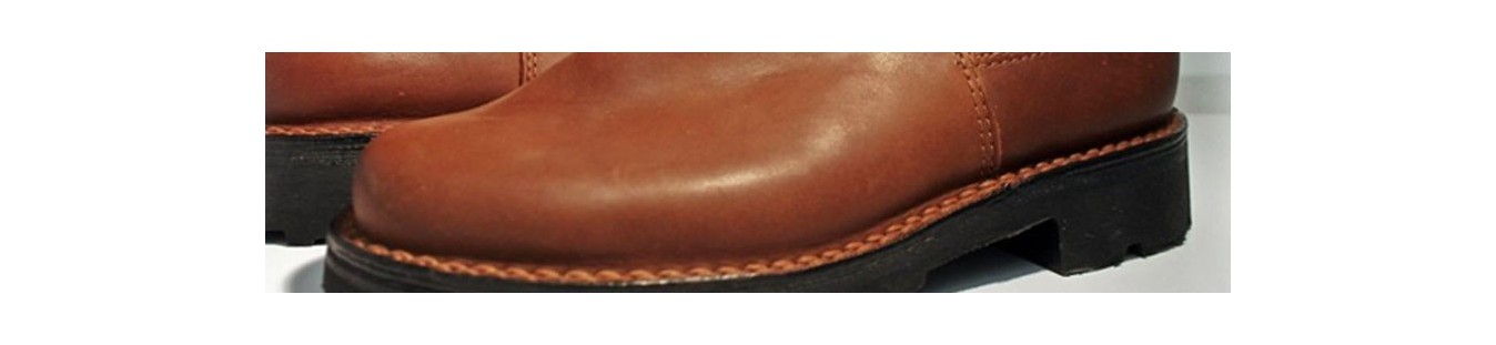 Chaussures "Boots", Chaussures à lacets, Bottes